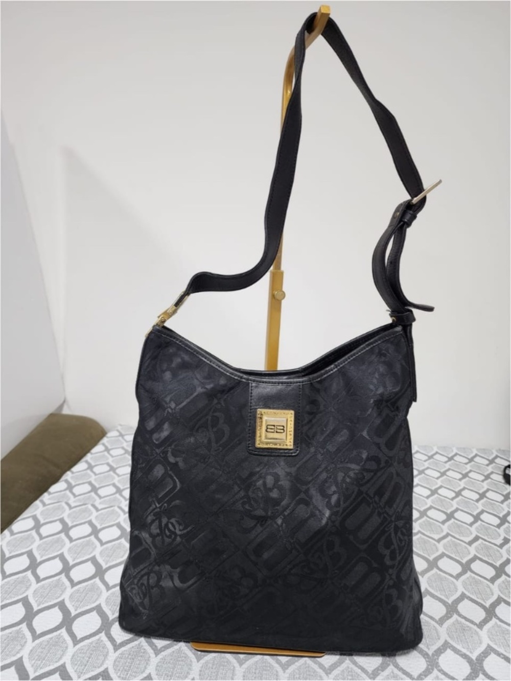 Authentic Balenciaga Vintage Monogram Shoulder Bag Black - Picture 1 of 11
